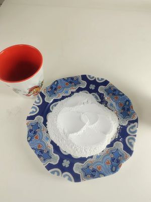 Formaldehit Reçine Melamin Cam Tozu Erime Noktası 130-150 ℃