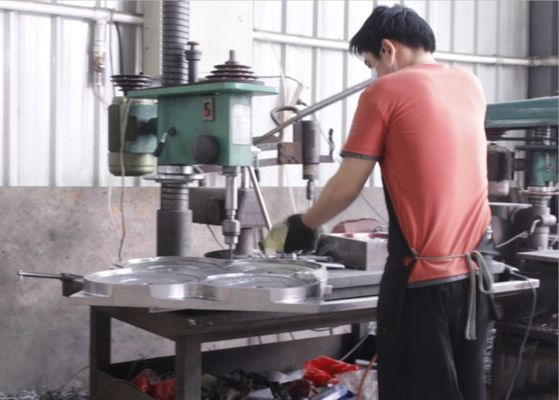 Mutfak Gereçleri Melamin Tabaklar Kaseler Sıkıştırma Kalıbı Yüksek Hassasiyetli