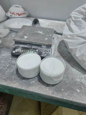 1.573 Yoğunluk Melamin Kalıp Tozu% 99.81 Endüstriyel Sınıf