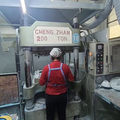 Bilgisayar Kontrolü Melamine Masa Cihazları Kalıplama Makinesi 1 * 2 Özel Melamine Tablosu için Çürük